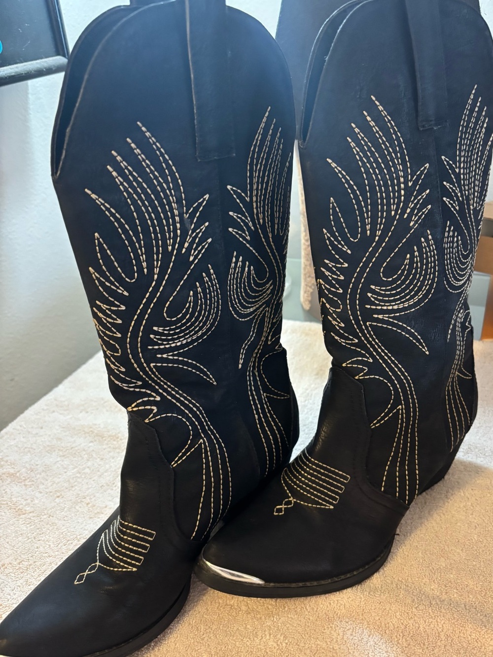 Very Volatile Black Western Knee-High Heeled Boots with Contrast Stitching